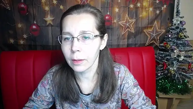 Snapshot of DaisyEdit chatting on December 20, 2025, 6:27 am DaisyEdit online show from December 20, 2025, 6:27 am