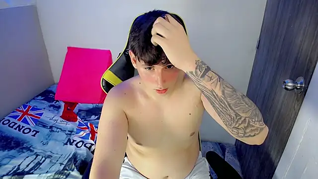 Snapshot of d_moneyy_ chatting on February 25, 2026, 3:18 am d moneyy online show from February 25, 2026, 3:18 am