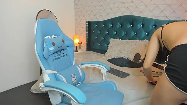 Valery jame online show from March 7, 2026, 8:14 pm