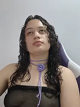 Snapshot of Alana_444 chatting on May 15, 2026, 3:26 am Alana 444 online show from May 15, 2026, 3:26 am