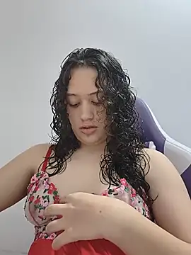 Snapshot of Alana_444 chatting on May 23, 2026, 2:43 am Alana 444 online show from May 23, 2026, 2:43 am