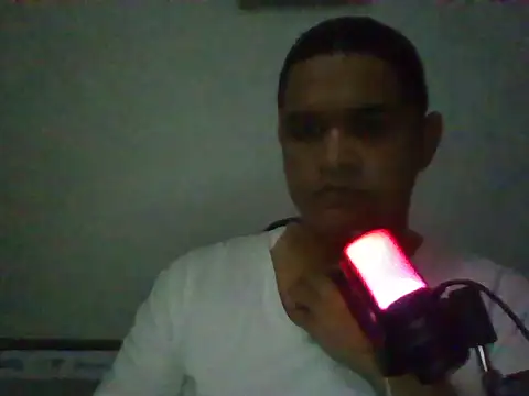 Snapshot of AJFIXXX chatting on November 27, 2025, 12:44 am AJFIXXX online show from November 27, 2025, 12:44 am
