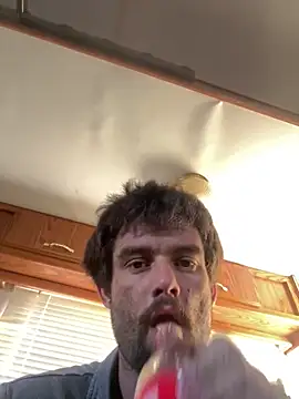 Snapshot of spook9393 chatting on December 18, 2025, 3:05 pm spook9393 online show from December 18, 2025, 3:05 pm