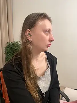 Snapshot of Helga_vibe chatting on April 4, 2026, 5:25 am Helga vibe online show from April 4, 2026, 5:25 am