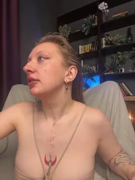 Helga vibe online show from December 14, 2025, 5:57 am