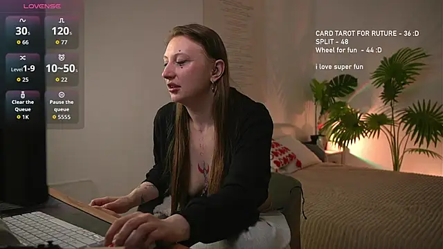 Snapshot of Helga_vibe chatting on April 29, 2026, 10:05 pm Helga vibe online show from April 29, 2026, 10:05 pm