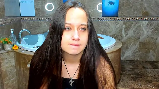 Snapshot of Carolina-sky chatting on February 5, 2026, 1:23 am Carolina-sky online show from February 5, 2026, 1:23 am