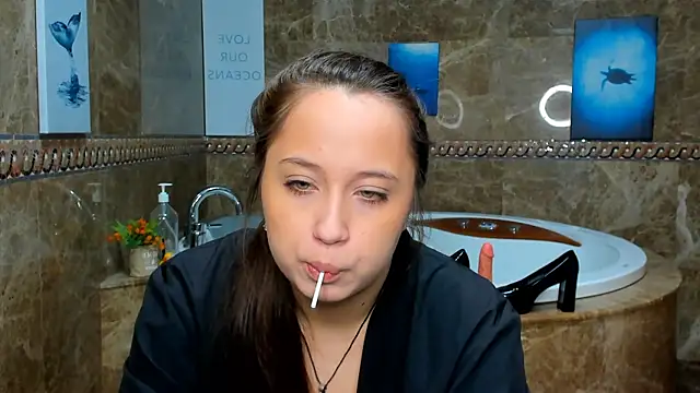 Snapshot of Carolina-sky chatting on January 13, 2026, 4:05 am Carolina-sky online show from January 13, 2026, 4:05 am