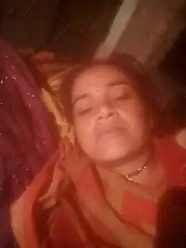 Shivani555 online show from December 1, 2025, 3:57 pm