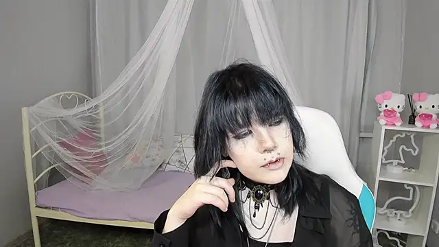 RamonaKlein online show from November 30, 2025, 7:53 am