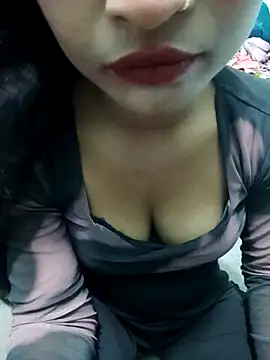 Zoyaa-Zubair online show from April 28, 2026, 7:07 pm