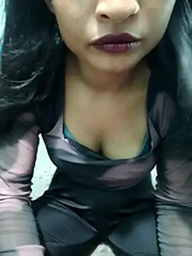 Zoyaa-Zubair online show from April 24, 2026, 7:27 pm