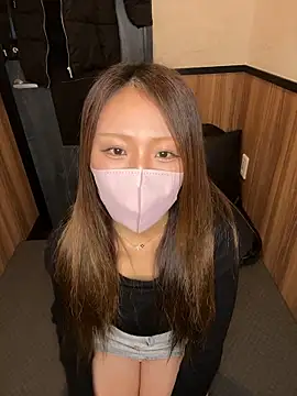 Snapshot of RAN_room chatting on December 17, 2025, 11:32 pm RAN room online show from December 17, 2025, 11:32 pm