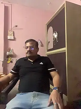 Snapshot of Saxymood1111 chatting on March 14, 2026, 12:00 pm Saxymood1111 online show from March 14, 2026, 12:00 pm