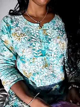 pooja199 online show from February 16, 2026, 8:29 pm