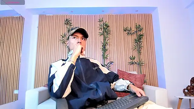 Snapshot of Bastthianxxx chatting on December 16, 2025, 7:07 pm Bastthianxxx online show from December 16, 2025, 7:07 pm