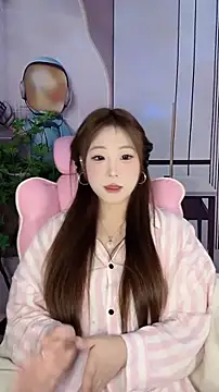 jiajia z online show from November 30, 2025, 2:29 pm