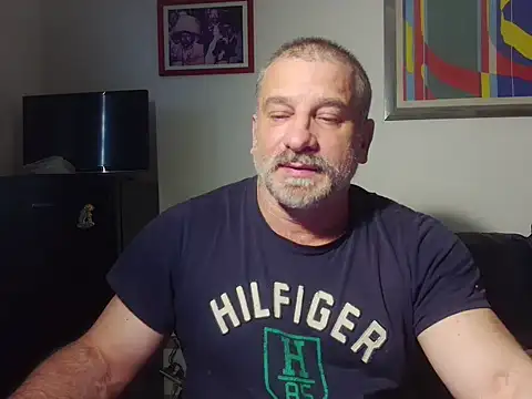 Snapshot of Mauro7788 chatting on May 18, 2026, 6:23 pm Mauro7788 online show from May 18, 2026, 6:23 pm