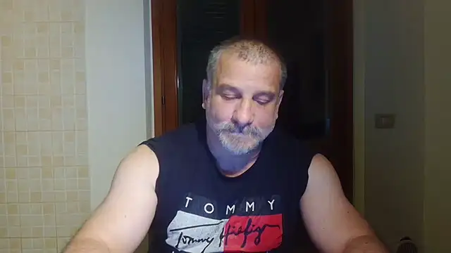 Snapshot of Mauro7788 chatting on May 22, 2026, 7:34 pm Mauro7788 online show from May 22, 2026, 7:34 pm