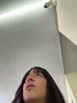 Mia fiire online show from April 2, 2026, 7:09 pm