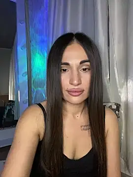 Snapshot of MonikaSi chatting on April 18, 2026, 4:42 pm MonikaSi online show from April 18, 2026, 4:42 pm
