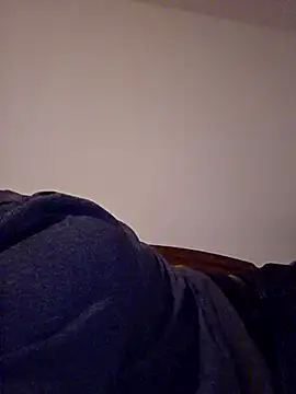 Snapshot of Twinky2007 chatting on December 5, 2025, 8:50 pm Twinky2007 online show from December 5, 2025, 8:50 pm