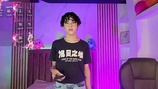 SthepanodiMonaco online show from March 13, 2026, 3:22 am