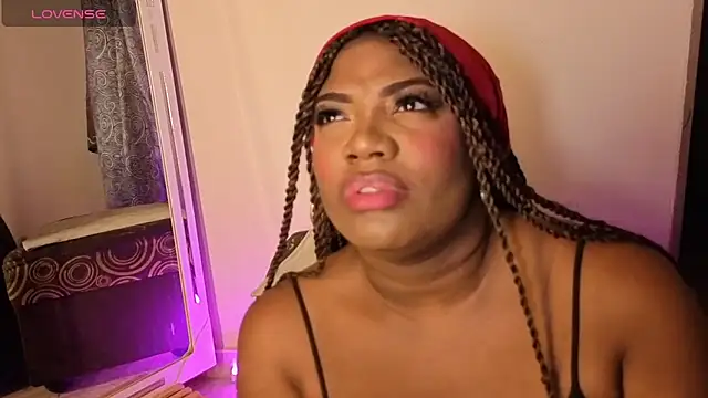 GraceMaaceey online show from April 7, 2026, 2:02 am