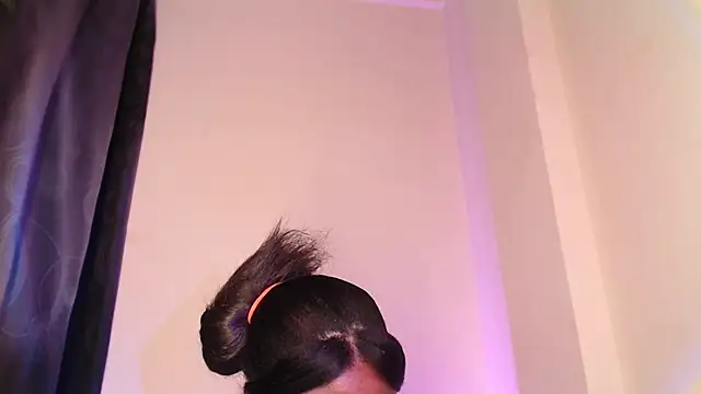 Snapshot of GraceMaaceey chatting on February 2, 2026, 12:04 pm GraceMaaceey online show from February 2, 2026, 12:04 pm