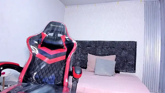 Brizza H033 online show from February 25, 2026, 9:14 pm