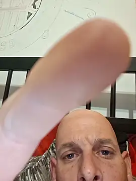 Snapshot of AbleHeritage47 chatting on April 15, 2026, 11:27 pm AbleHeritage47 online show from April 15, 2026, 11:27 pm