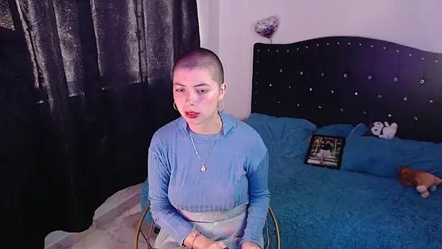 Snapshot of Dafn_12 chatting on July 11, 2026, 6:19 pm Dafn 12 online show from July 11, 2026, 6:19 pm
