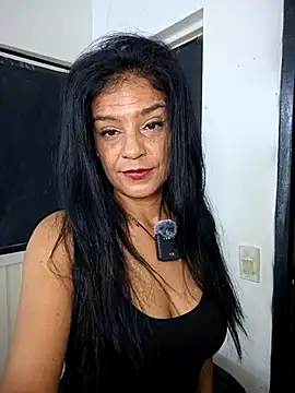 sweetCatallina online show from August 6, 2026, 1:17 pm