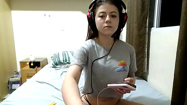 Snapshot of GabriellaManhas chatting on March 26, 2026, 11:57 pm GabriellaManhas online show from March 26, 2026, 11:57 pm