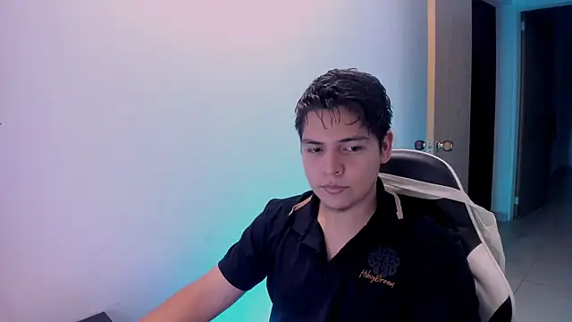 Snapshot of Asta_YunoXXX chatting on June 10, 2026, 4:46 am Asta YunoXXX online show from June 10, 2026, 4:46 am