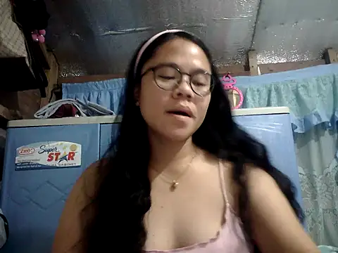 xxdreamgirl69 online show from July 10, 2026, 11:05 pm