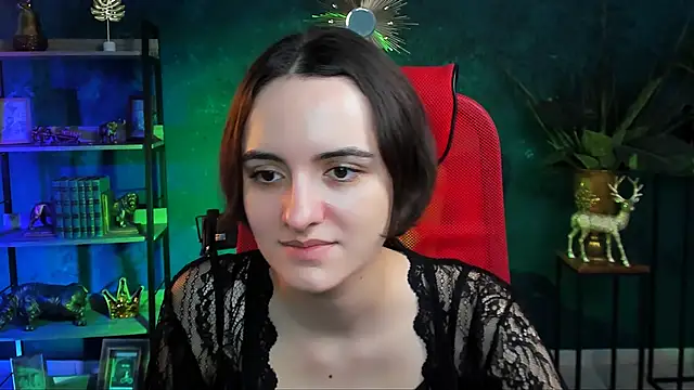 Snapshot of KateWillows chatting on February 1, 2026, 4:11 am KateWillows online show from February 1, 2026, 4:11 am