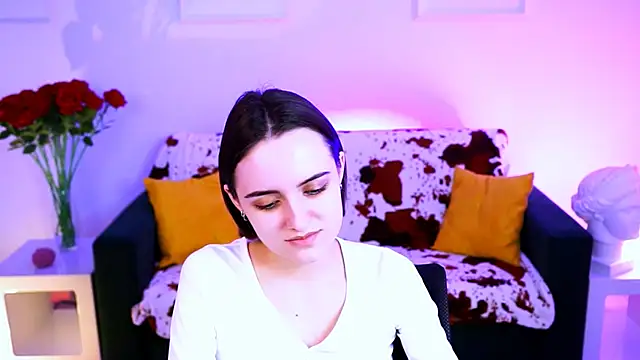 Snapshot of KateWillows chatting on March 24, 2026, 8:58 am KateWillows online show from March 24, 2026, 8:58 am