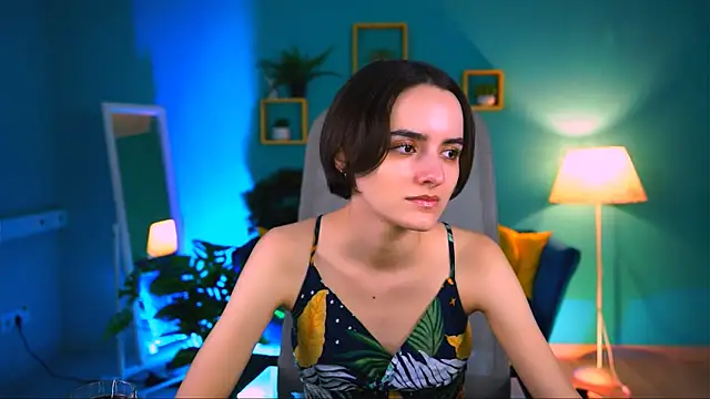 Snapshot of KateWillows chatting on January 8, 2026, 3:45 am KateWillows online show from January 8, 2026, 3:45 am