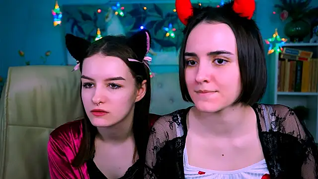 Snapshot of KateWillows chatting on April 11, 2026, 4:31 am KateWillows online show from April 11, 2026, 4:31 am