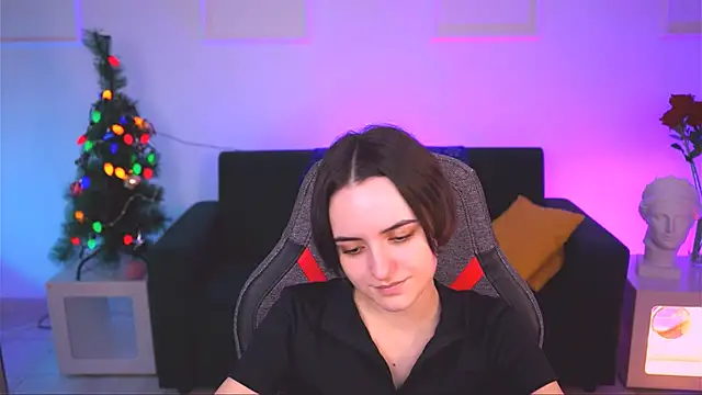 Snapshot of KateWillows chatting on December 20, 2025, 4:26 am KateWillows online show from December 20, 2025, 4:26 am