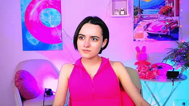 Snapshot of KateWillows chatting on February 5, 2026, 6:42 am KateWillows online show from February 5, 2026, 6:42 am