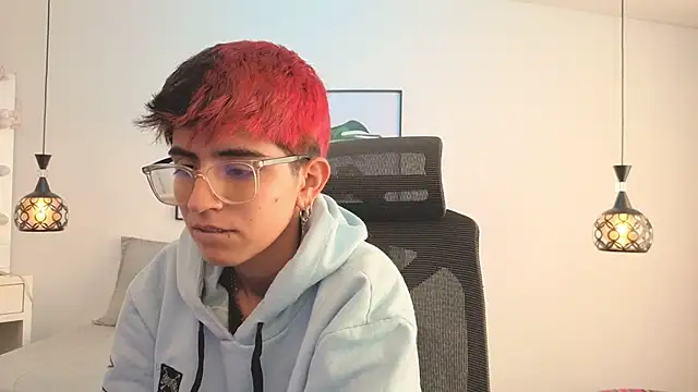 valeryevansvg online show from November 29, 2025, 12:16 pm