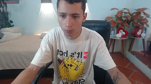 Snapshot of LucassSmith11 chatting on December 5, 2025, 11:53 am LucassSmith11 online show from December 5, 2025, 11:53 am