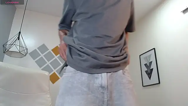 Snapshot of LucassSmith11 chatting on March 12, 2026, 7:18 pm LucassSmith11 online show from March 12, 2026, 7:18 pm