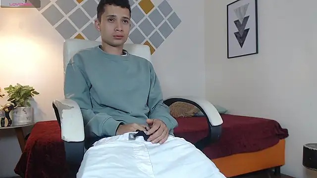 Snapshot of LucassSmith11 chatting on February 22, 2026, 3:13 pm LucassSmith11 online show from February 22, 2026, 3:13 pm