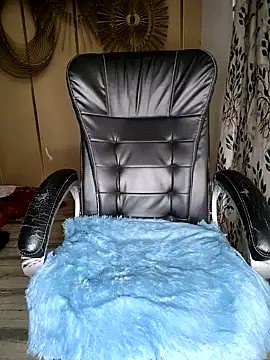 RESHMA01 online show from December 4, 2025, 2:21 am