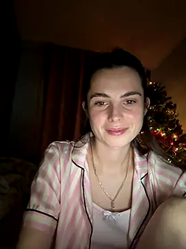 Snapshot of Rita6529 chatting on December 22, 2025, 8:42 pm Rita6529 online show from December 22, 2025, 8:42 pm