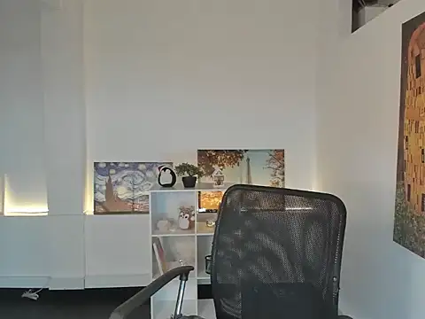 Snapshot of SwettieSammy chatting on December 17, 2025, 12:10 pm SwettieSammy online show from December 17, 2025, 12:10 pm