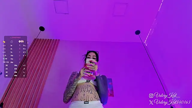 Valerykat  online show from February 19, 2026, 11:51 am